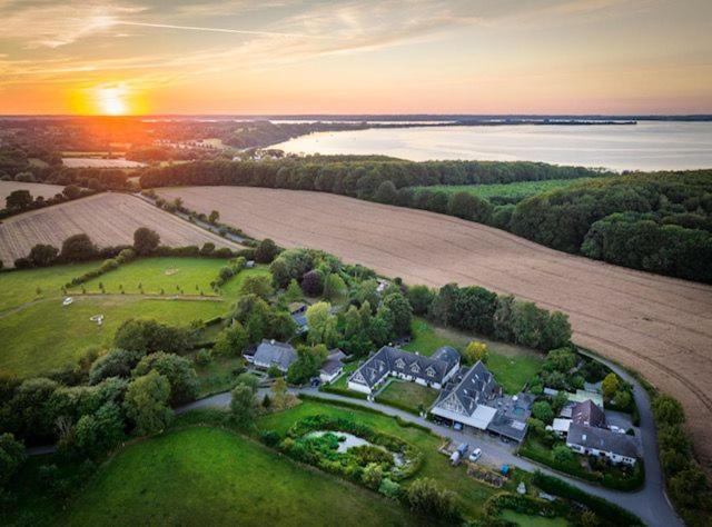Weitblick - Fewo In Ostseenaehe, 2Km Bis Zur Flensburger Foerde, Mit 2 Grossen Schlafzimmern Munkbrarup エクステリア 写真